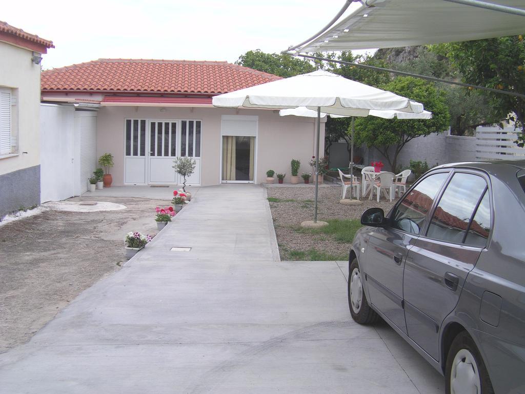 Helen'S Cottage Petrochori  Luaran gambar